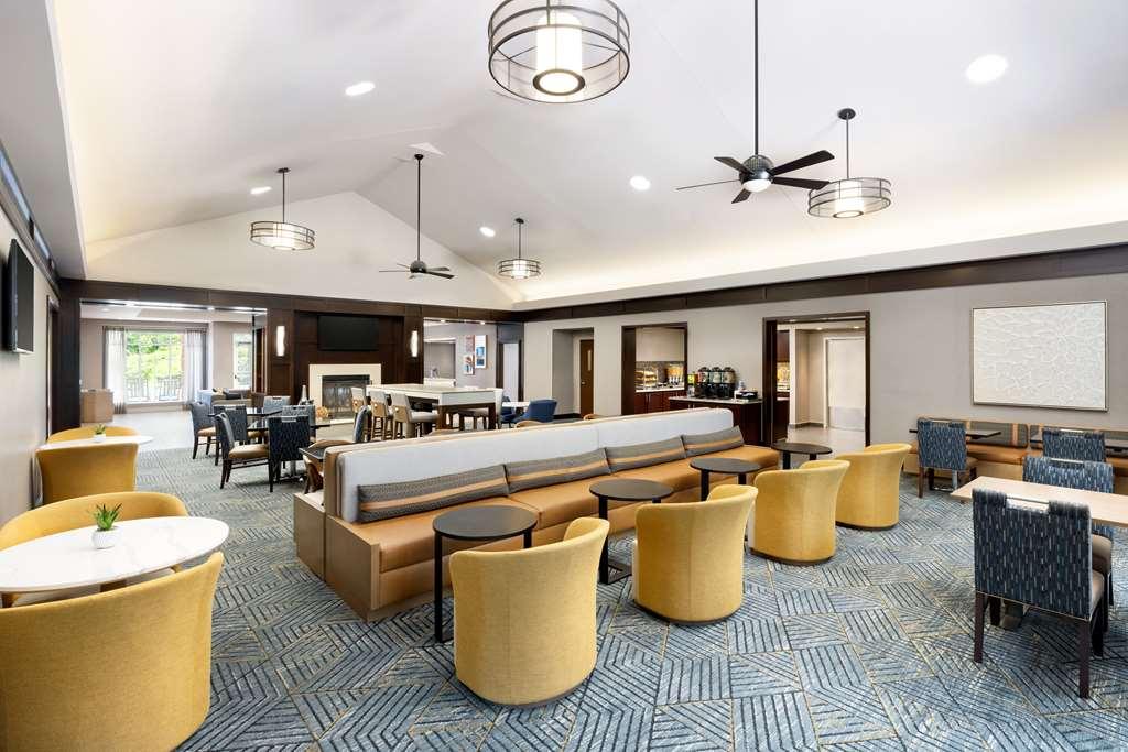 โฮมวู้ด สวีท บาย ฮิลตัน พอร์ตมัท Hotel พอร์ตสมัท ร้านอาหาร รูปภาพ