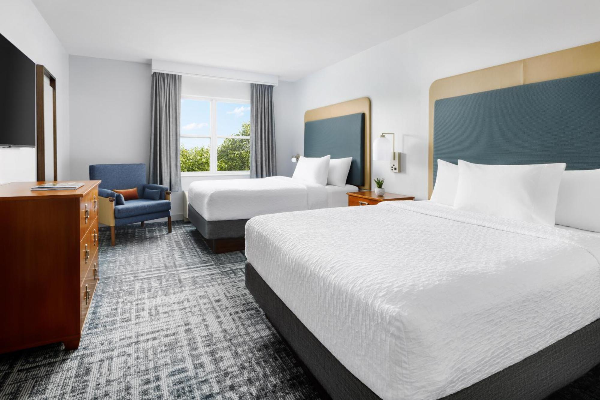 โฮมวู้ด สวีท บาย ฮิลตัน พอร์ตมัท Hotel พอร์ตสมัท ภายนอก รูปภาพ